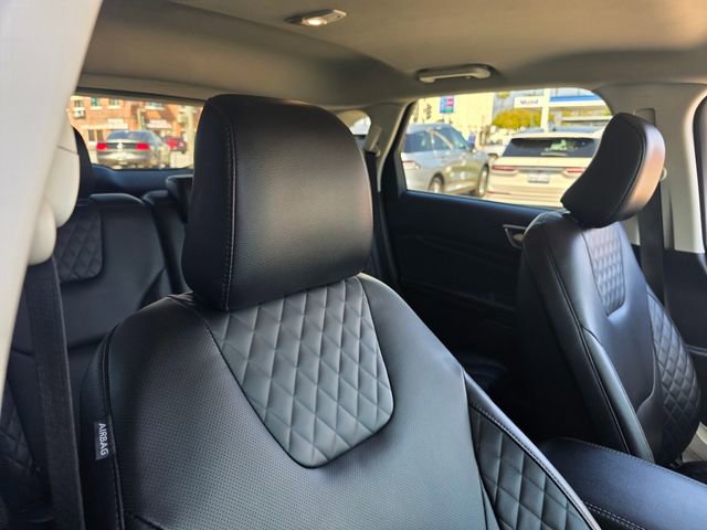 Used 2023 Ford Edge Titanium w/ Equipment Group 301A image 14