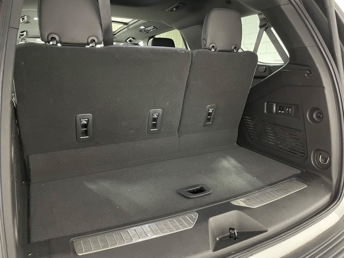 Used 2023 Chevrolet Tahoe RST w/ Sport Performance Package AWD/4WD image 19