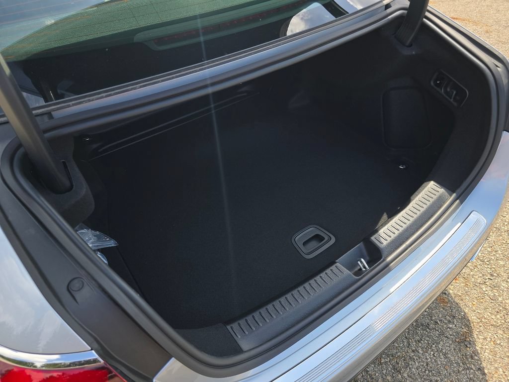 New 2026 Mercedes-Benz E 450 4MATIC Sedan image 19