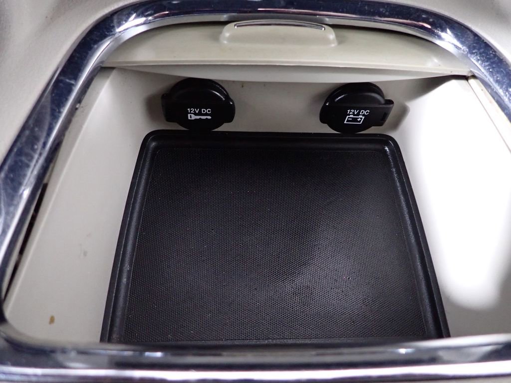 Used 2017 Dodge Grand Caravan SXT image 35