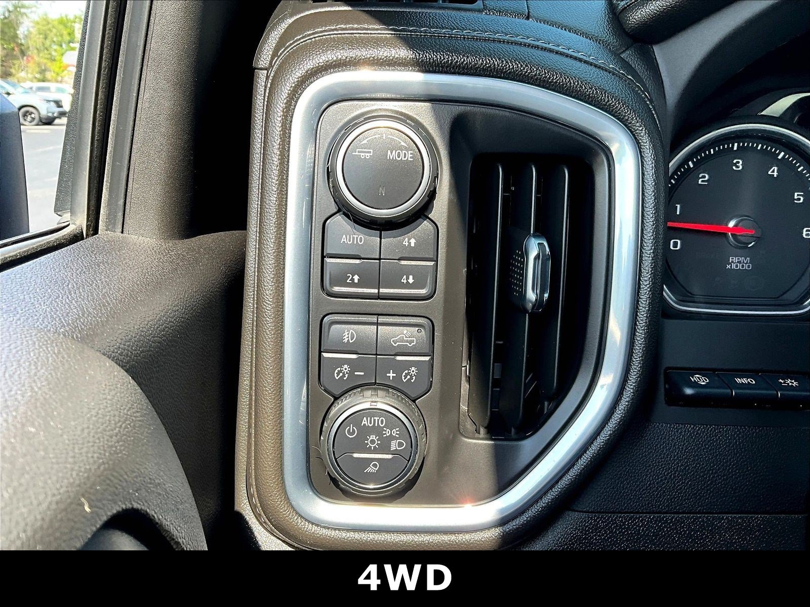 Used 2022 Chevrolet Silverado 2500 High Country w/ Z71 Off-Road Package AWD/4WD image 37