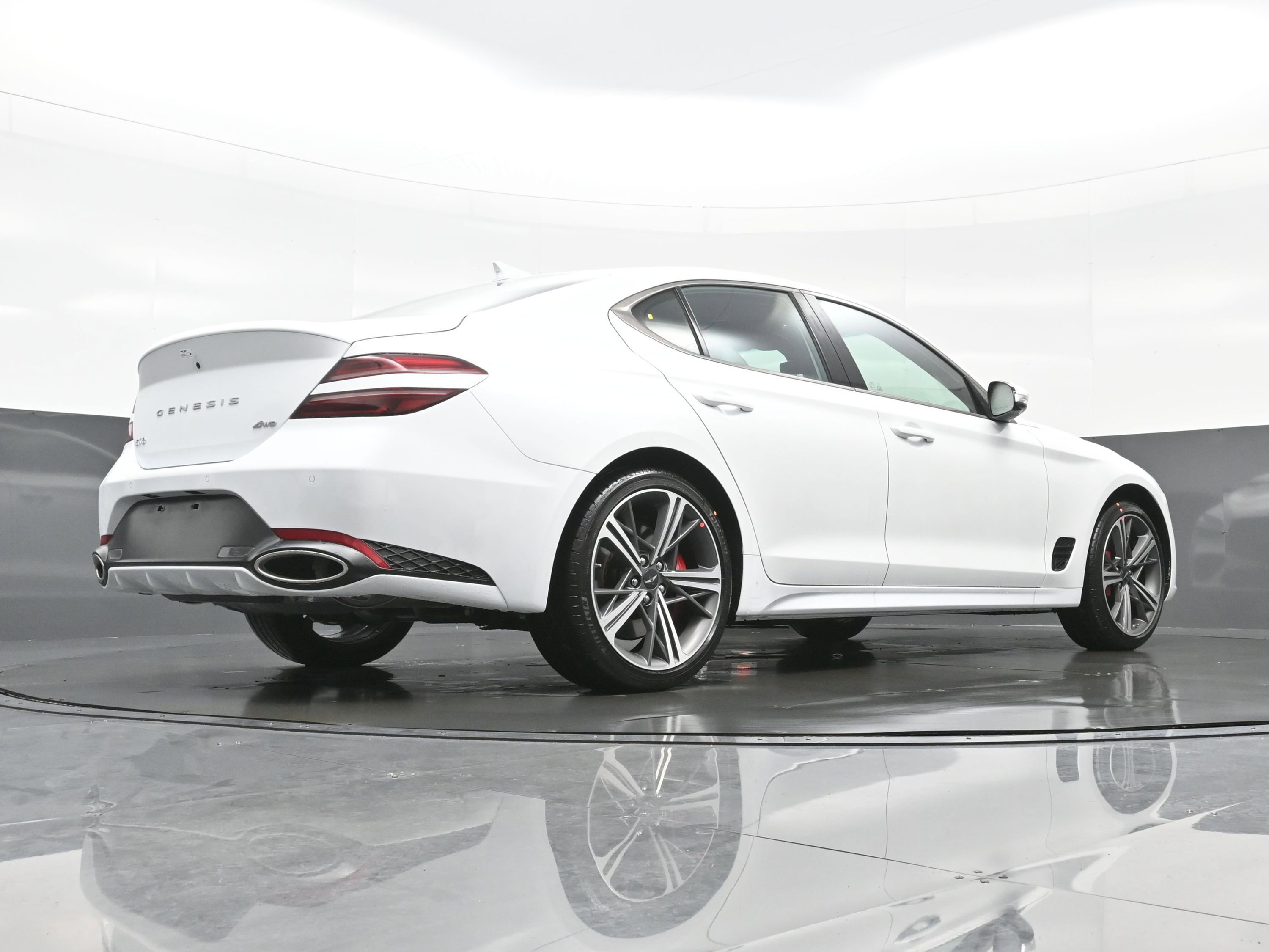 New 2025 Genesis G70 2.5T w/ Sport Prestige Package image 17