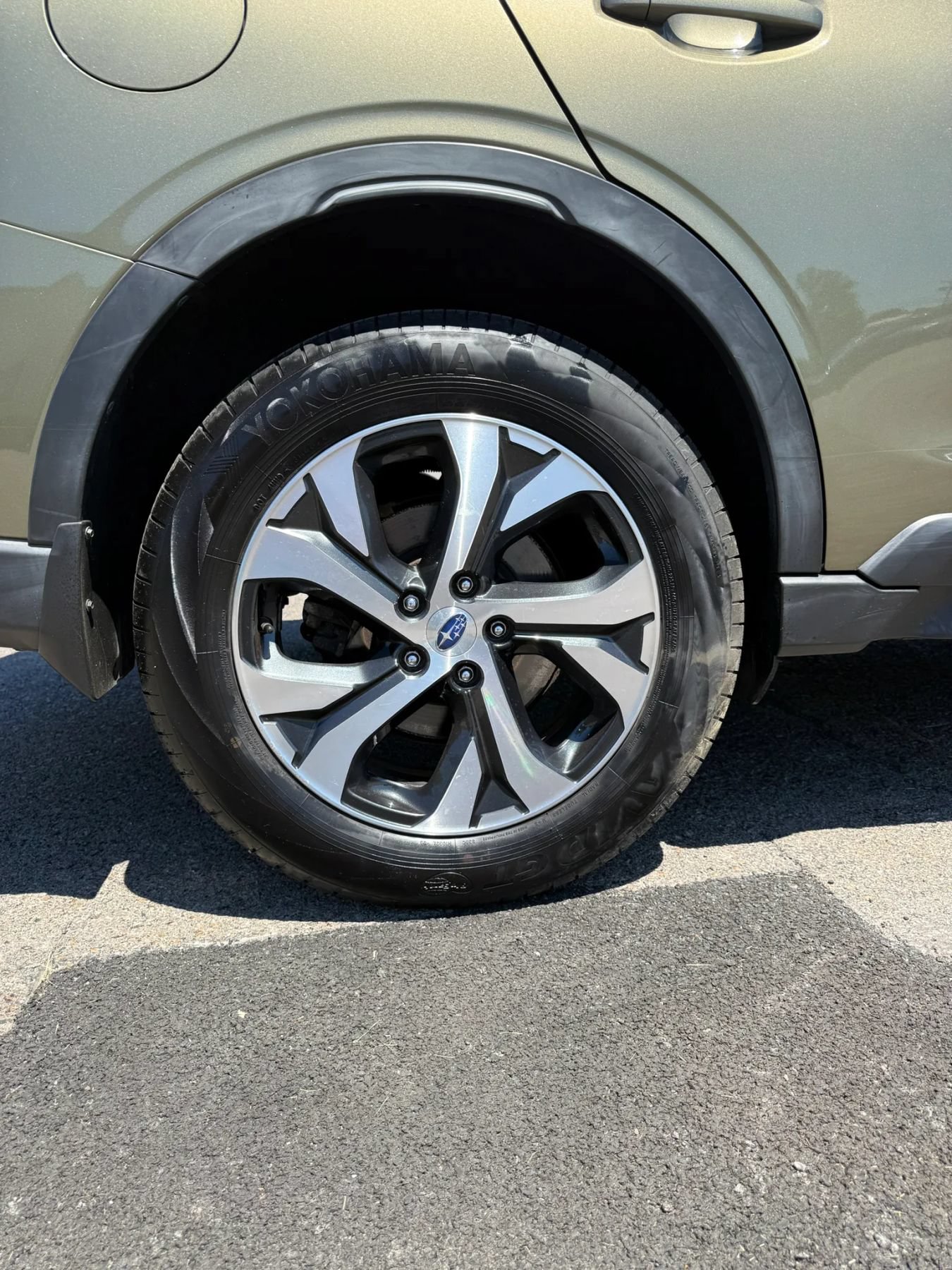 Used 2020 Subaru Outback Limited AWD/4WD image 32