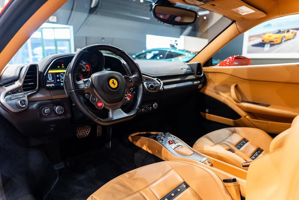 Used 2010 Ferrari 458 Italia Coupe RWD image 27