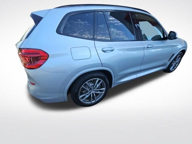 Used 2018 BMW X3 xDrive30i w/ M Sport Package AWD/4WD image 3