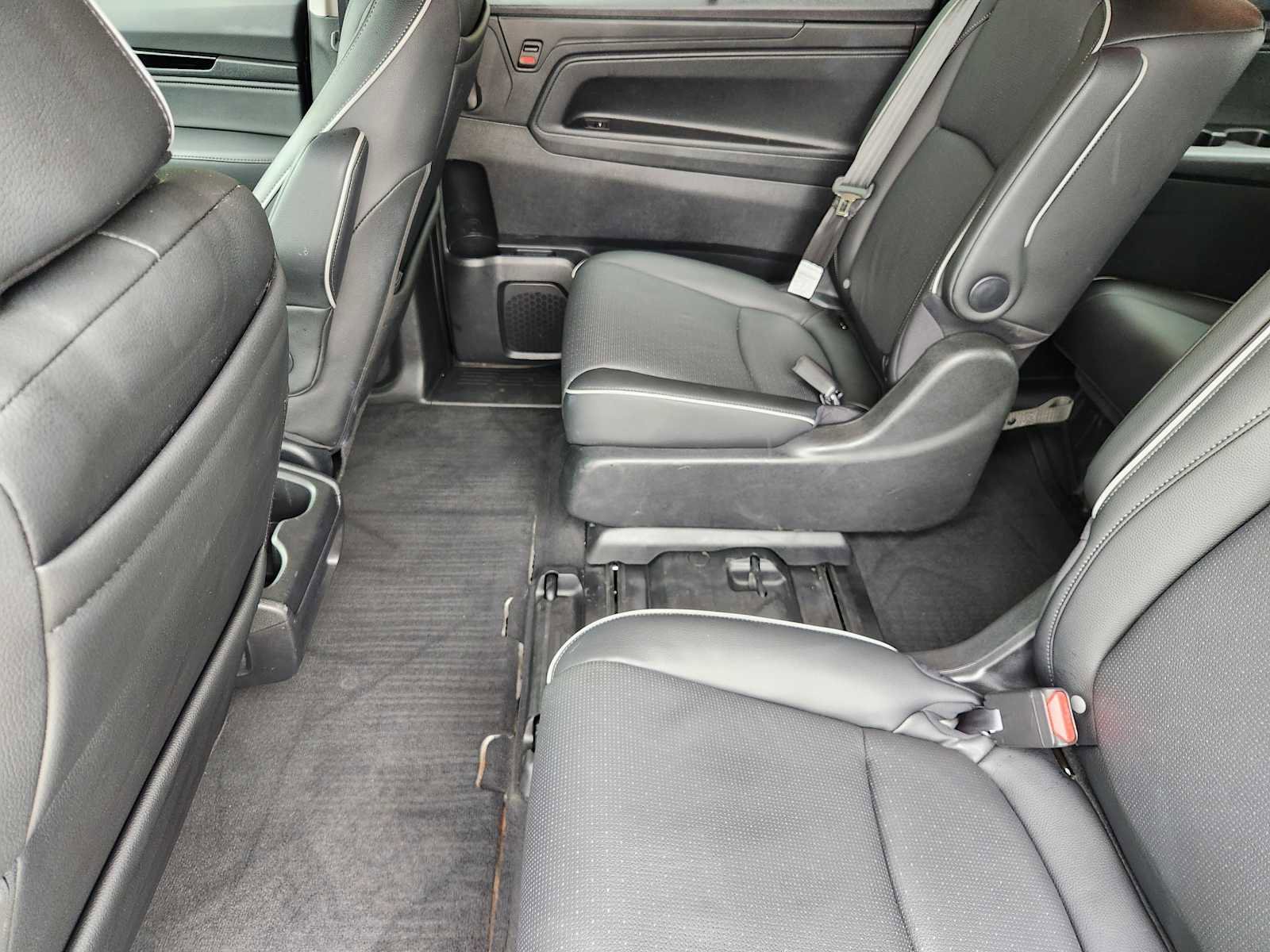 Used 2025 Honda Odyssey Elite image 31