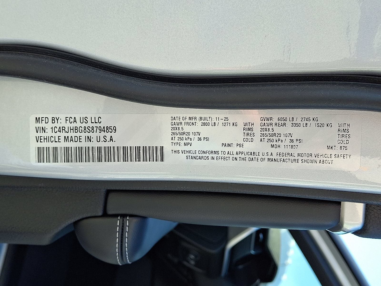 New 2025 Jeep Grand Cherokee Limited AWD/4WD image 13