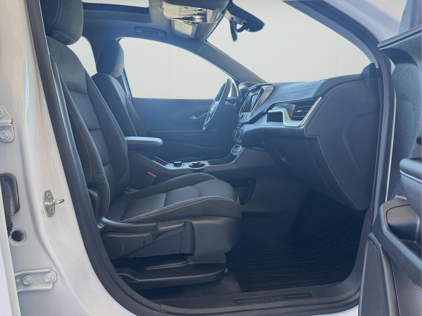Used 2022 GMC Terrain SLE w/ Driver Convenience Package AWD/4WD image 31