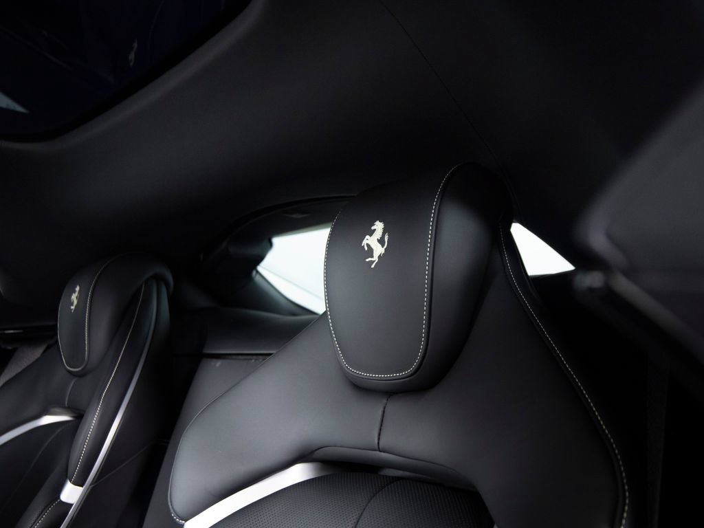 Used 2025 Ferrari Purosangue AWD/4WD image 48