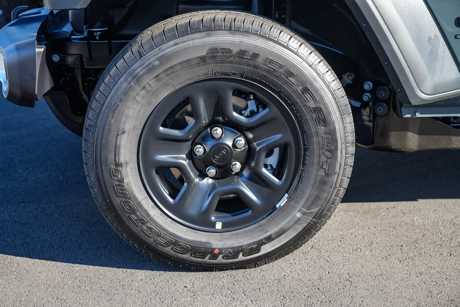 New 2026 Jeep Gladiator Sport AWD/4WD image 9