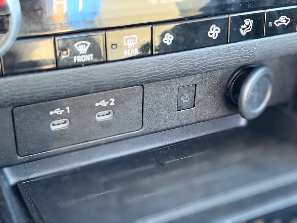 Used 2025 Mitsubishi Outlander SE AWD/4WD image 31
