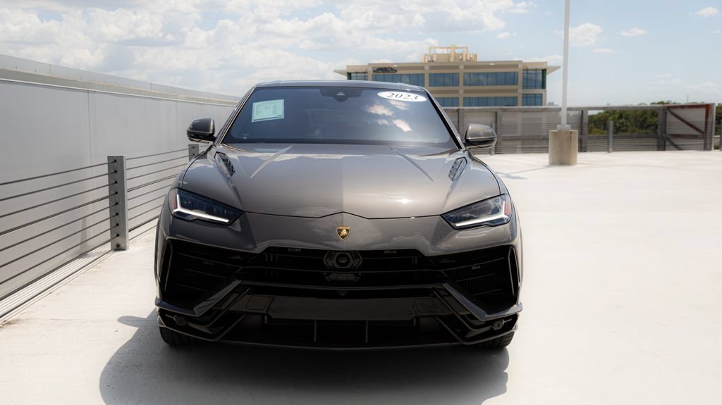 Used 2023 Lamborghini Urus Performante AWD/4WD image 20