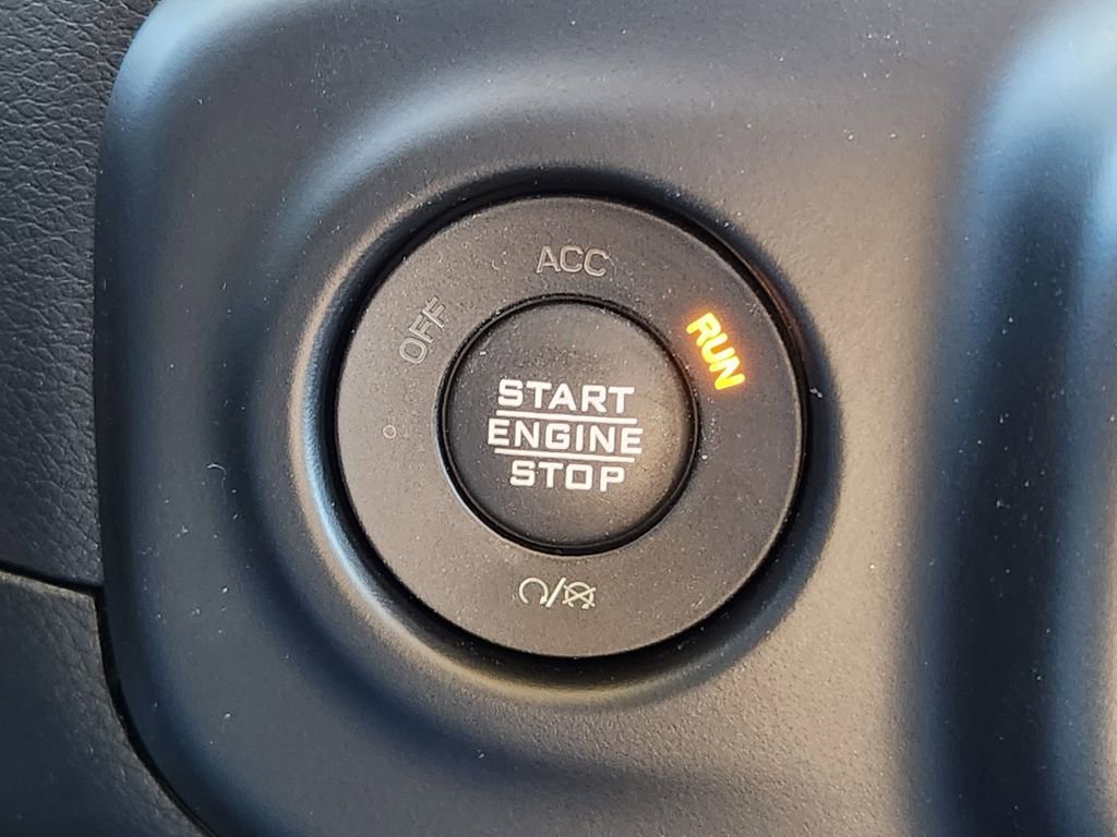 Used 2023 Jeep Gladiator Overland image 22