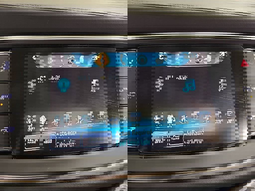 Used 2018 Buick Enclave Premium w/ Experience Buick Package image 24