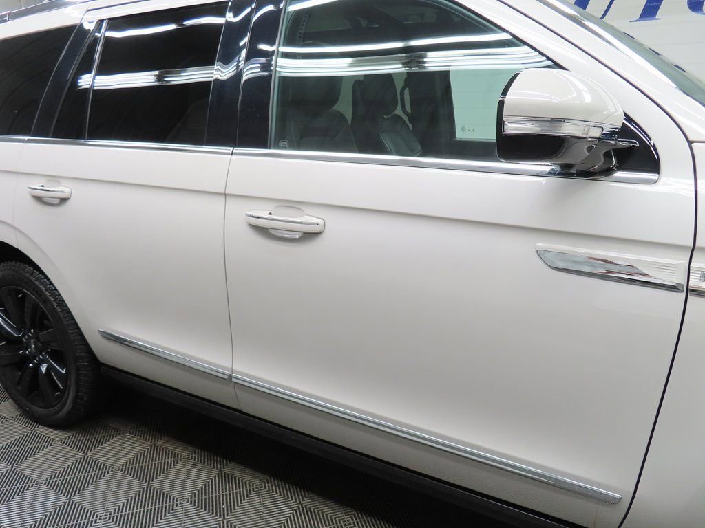 Used 2024 Lincoln Navigator Reserve w/ Equipment Group 201A image 39