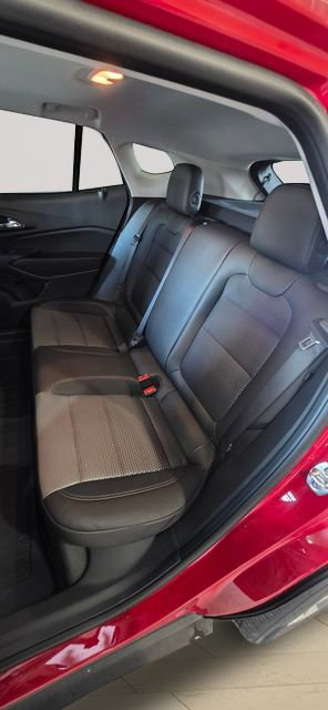 New 2026 Chevrolet Trax LT w/ Sunroof Package image 26