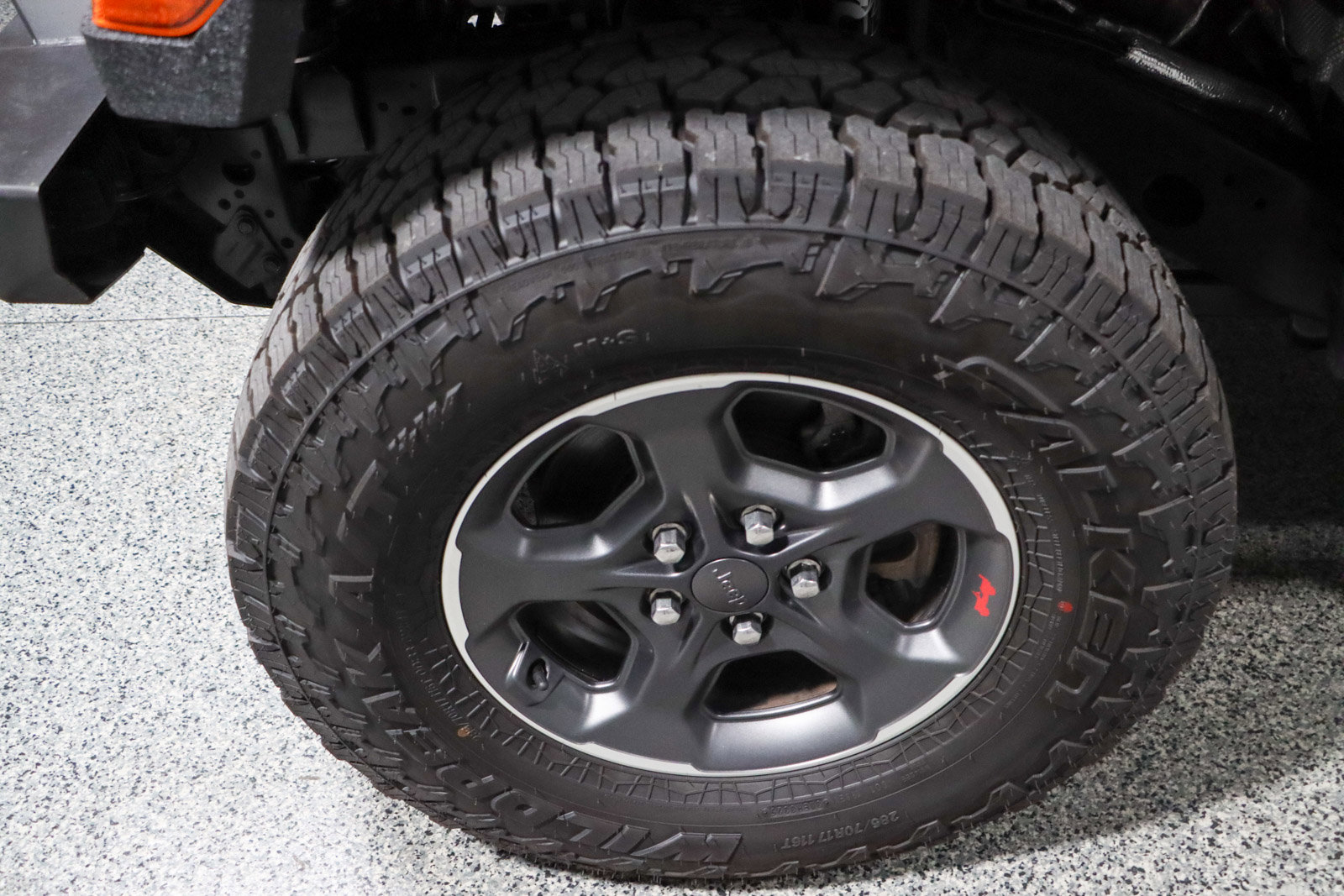 Used 2020 Jeep Gladiator Rubicon AWD/4WD image 11
