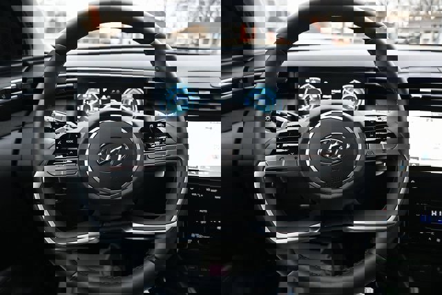 Used 2024 Hyundai Tucson Limited image 45