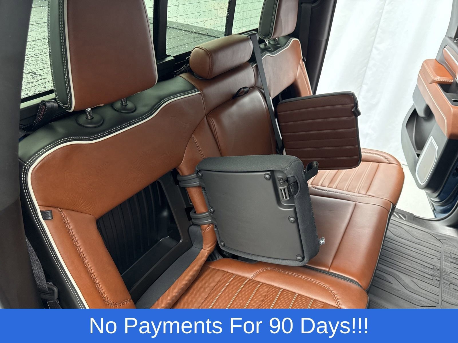 Used 2024 GMC Sierra 3500 Denali Ultimate image 42