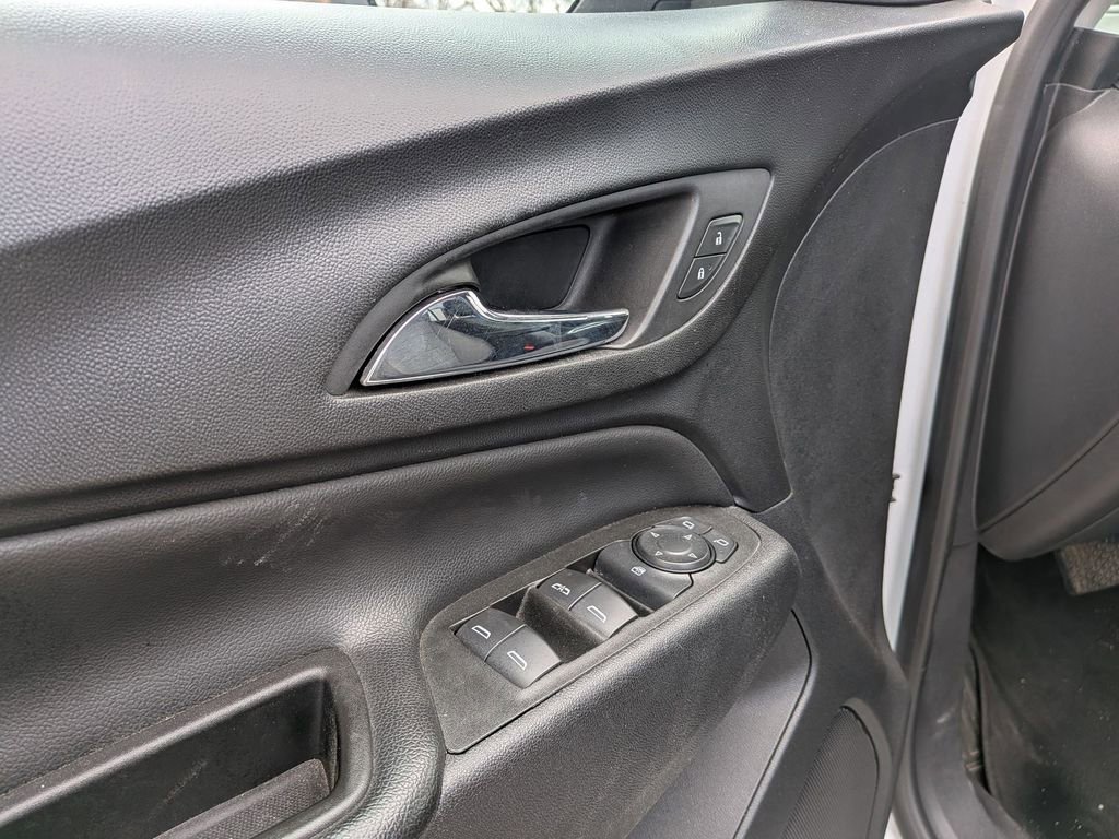 Used 2022 Chevrolet Equinox LT image 14
