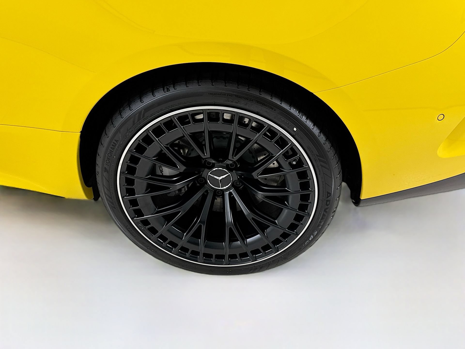 New 2026 Mercedes-Benz CLE 53 AMG 4MATIC Coupe image 33