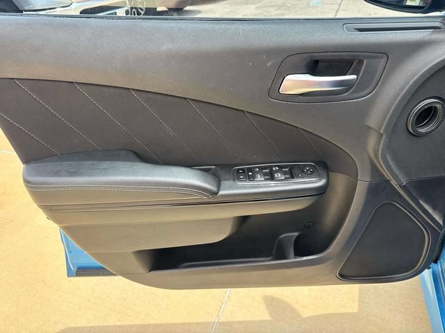 Used 2023 Dodge Charger R/T w/ Blacktop Package RWD image 25