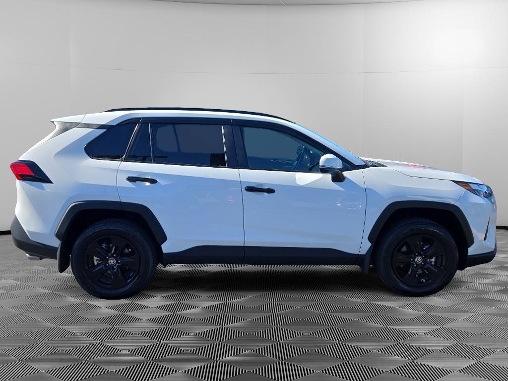 Used 2025 Toyota RAV4 XLE w/ Convenience Package AWD/4WD image 8