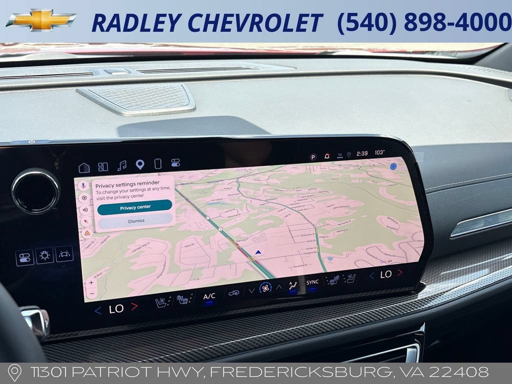 Used 2025 Chevrolet Traverse High Country w/ LPO, Floor Liner Package AWD/4WD image 9