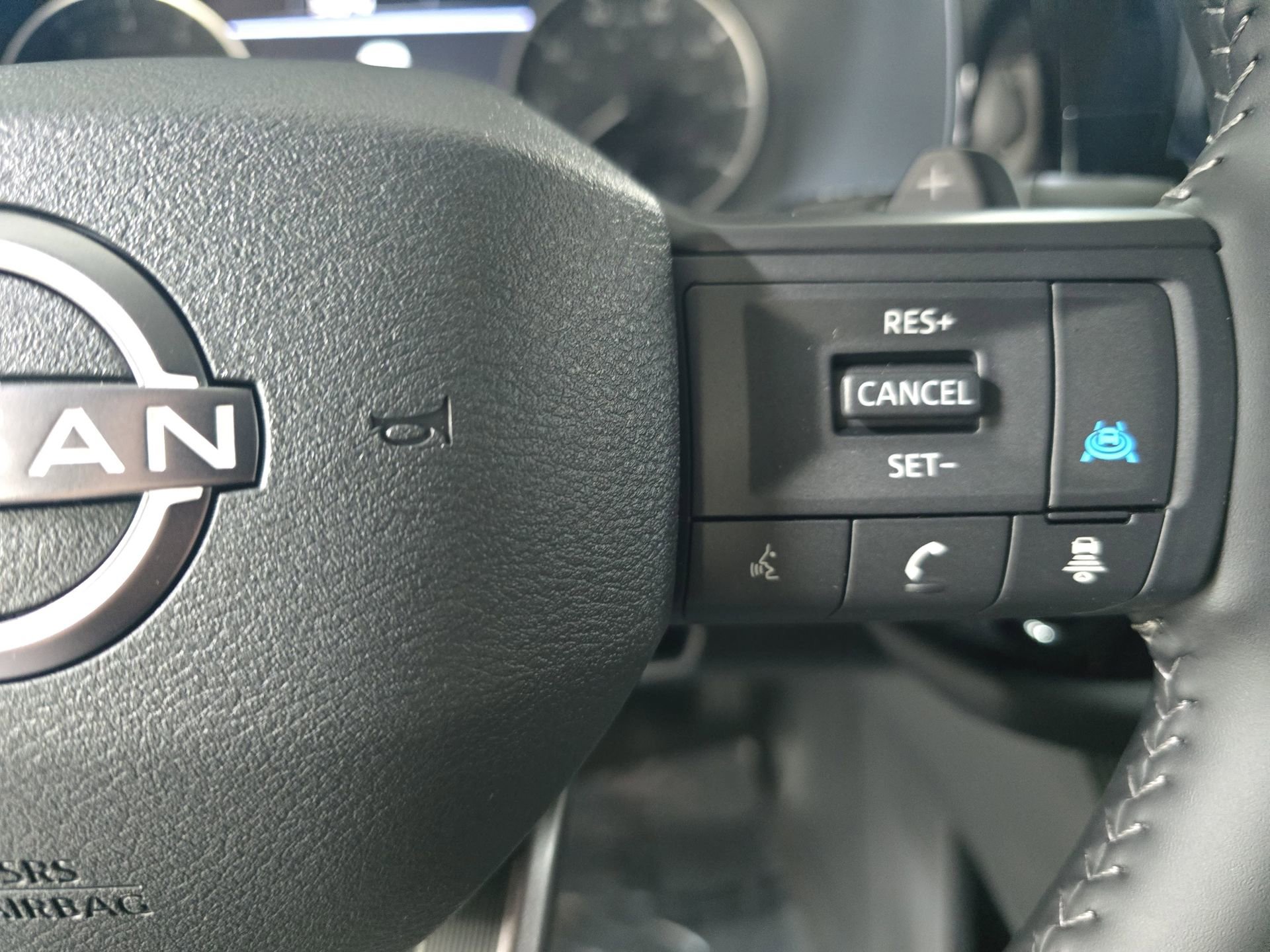 New 2026 Nissan Pathfinder SV w/ Cargo Package AWD/4WD image 18