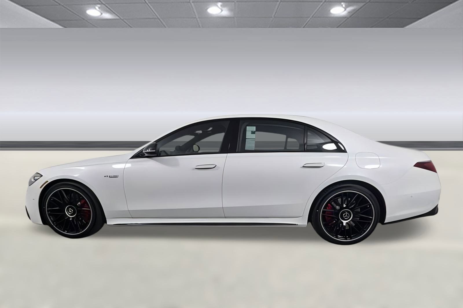Used 2025 Mercedes-Benz S 63 AMG S image 2