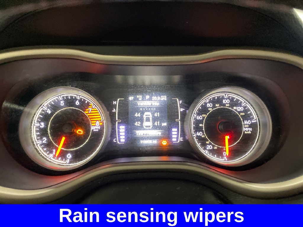 Used 2022 Jeep Compass Limited AWD/4WD image 19
