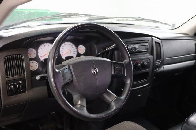 Used 2004 Dodge Ram 1500 Truck ST w/ ST Value Group image 15