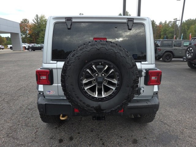 Used 2024 Jeep Wrangler Unlimited Rubicon 392 image 28