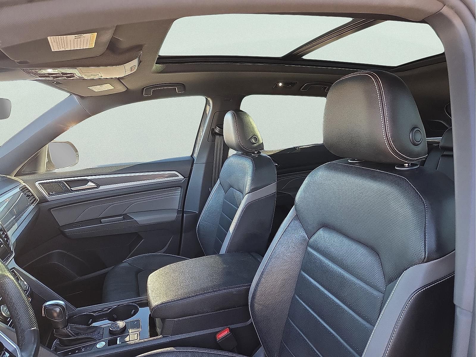 Used 2023 Volkswagen Atlas Cross Sport SEL Premium R-Line image 13