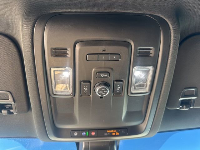 Used 2022 GMC Yukon XL AT4 image 20