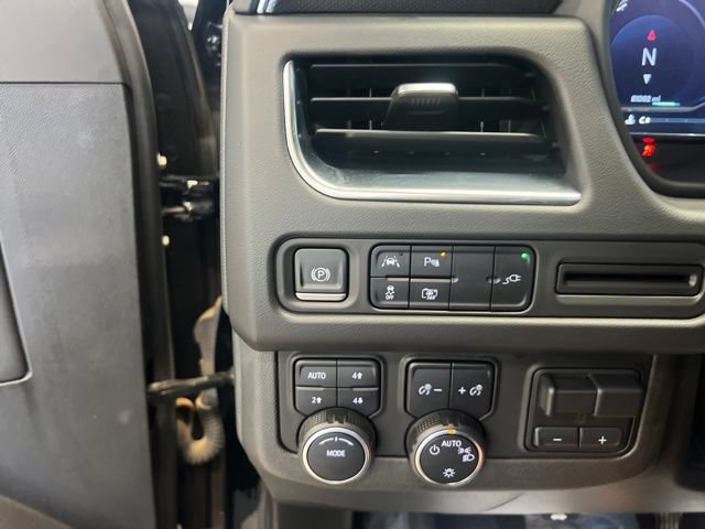 Used 2022 Chevrolet Tahoe RST w/ Luxury Package AWD/4WD image 14