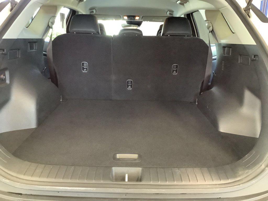 Used 2023 Kia Sportage EX AWD/4WD image 13