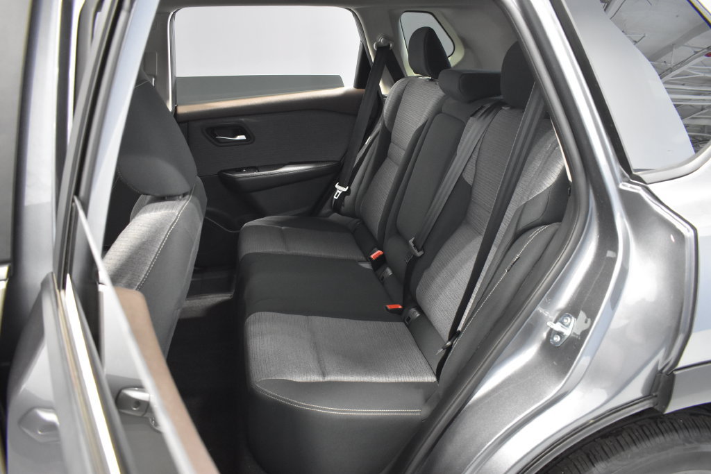 Certified 2023 Nissan Rogue SV AWD/4WD image 29