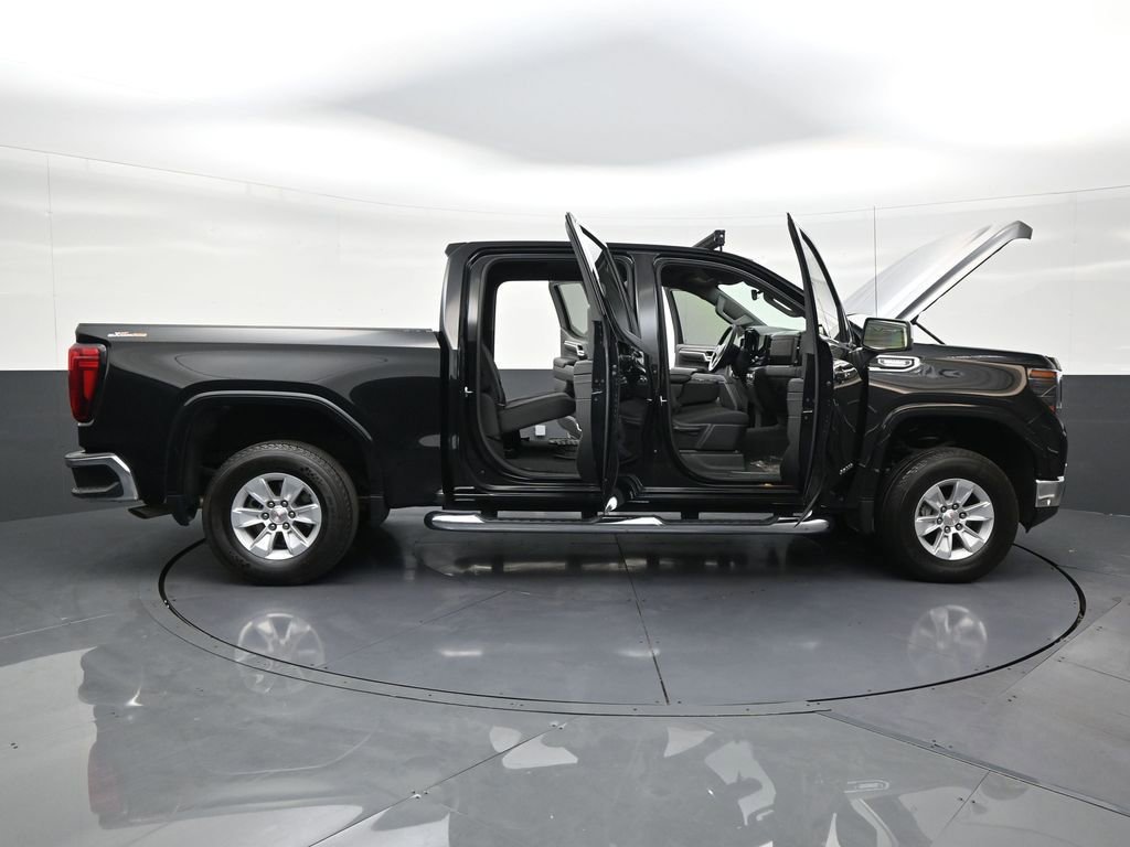 Used 2024 GMC Sierra 1500 SLE image 29