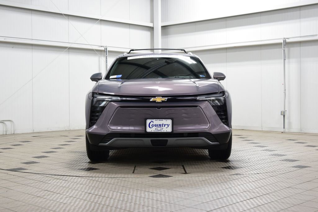 Used 2024 Chevrolet Blazer EV LT image 2