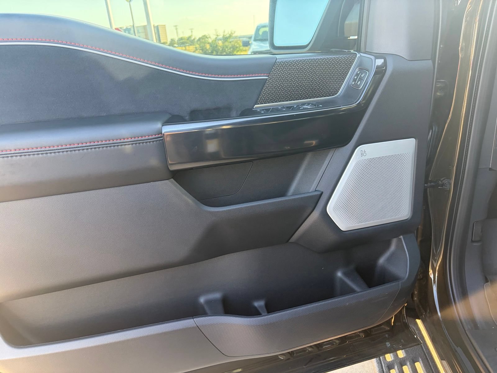 Used 2026 Ford F150 Raptor w/ Equipment Group 803A Raptor R AWD/4WD image 15