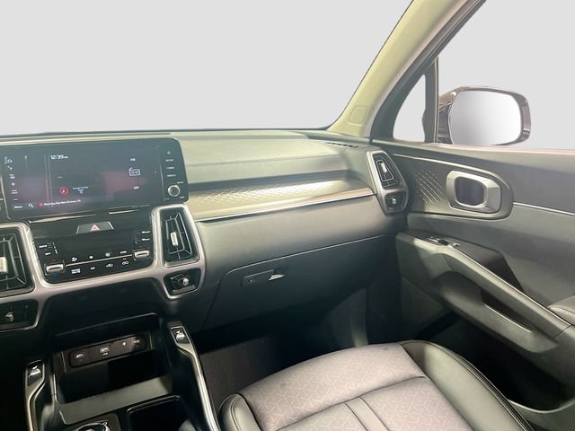 Certified 2023 Kia Sorento EX FWD image 24