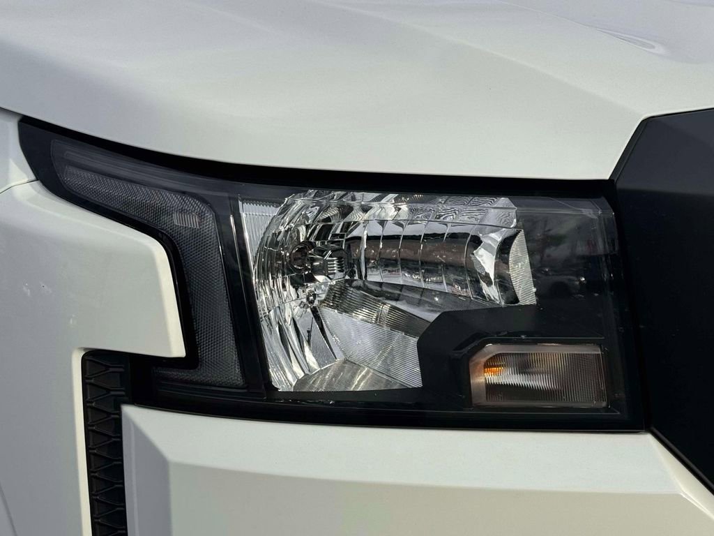 Used 2024 Nissan Frontier S w/ Technology Package image 10