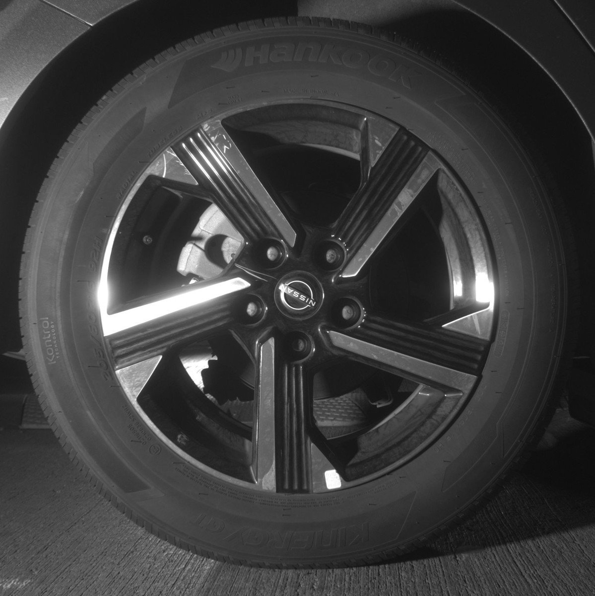 Used 2025 Nissan Sentra SV image 15