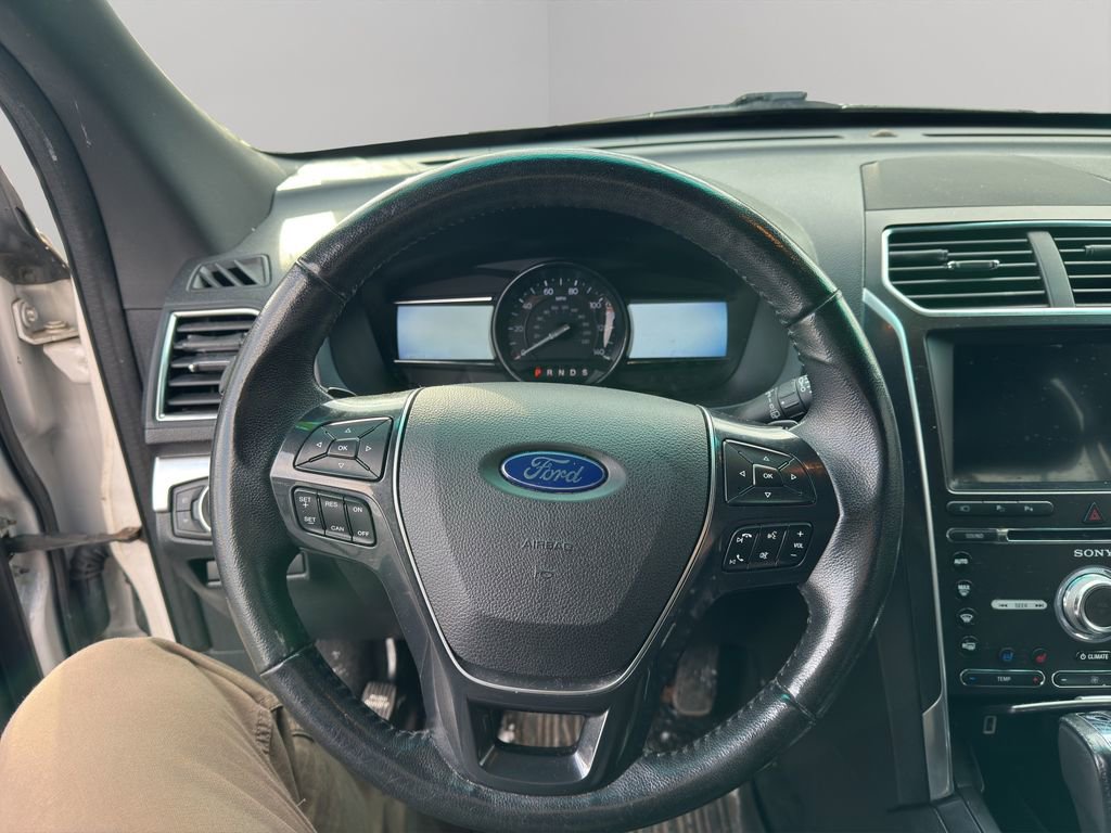 Used 2017 Ford Explorer Limited w/ Equipment Group 303A image 12