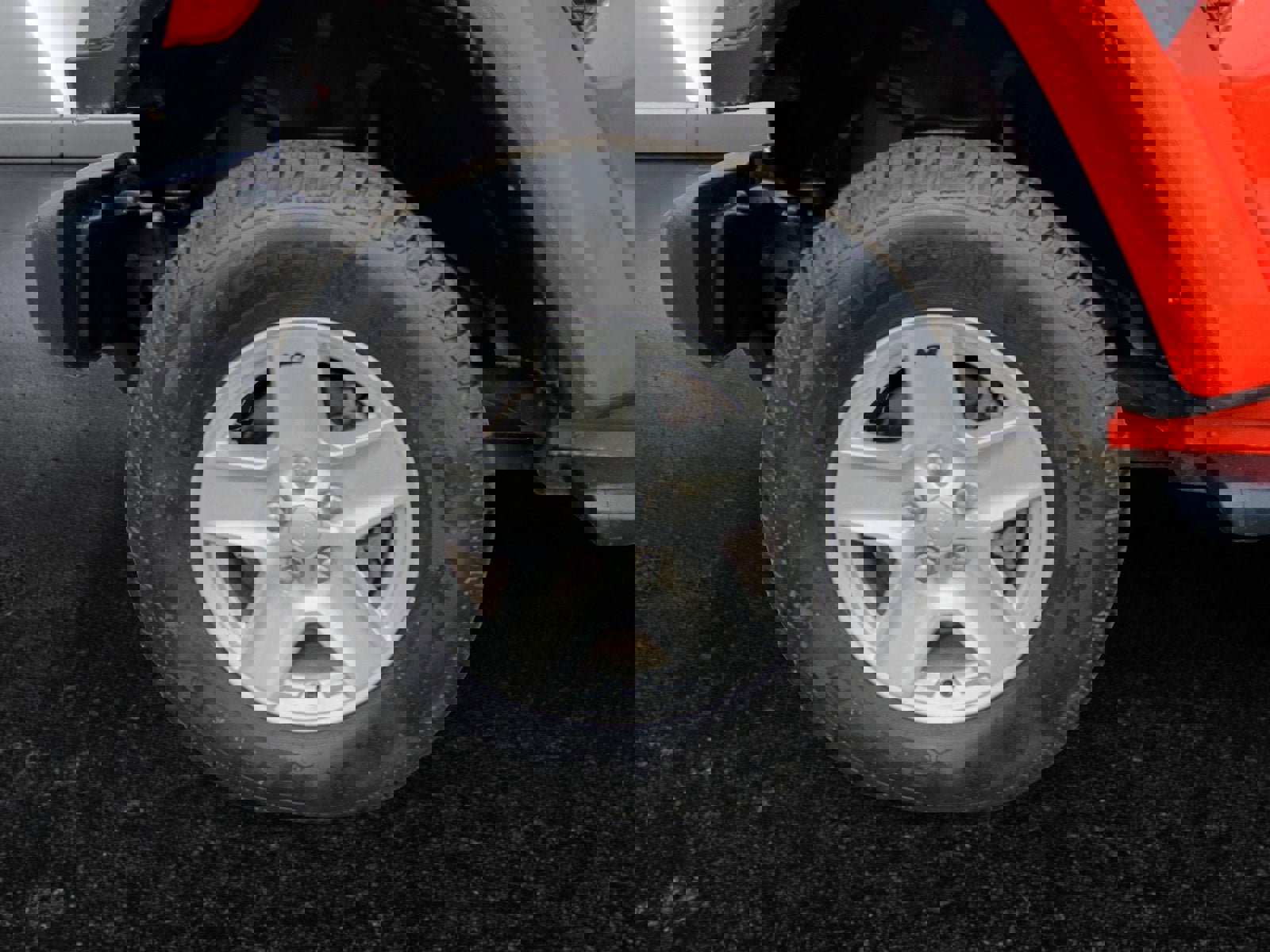 Certified 2023 Jeep Gladiator Willys image 15