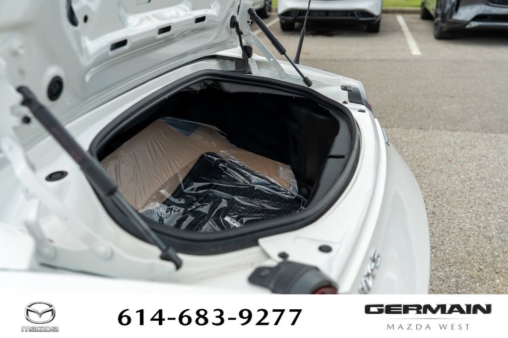 New 2026 MAZDA MX-5 Miata RF Grand Touring w/ Appearance Package RWD image 36