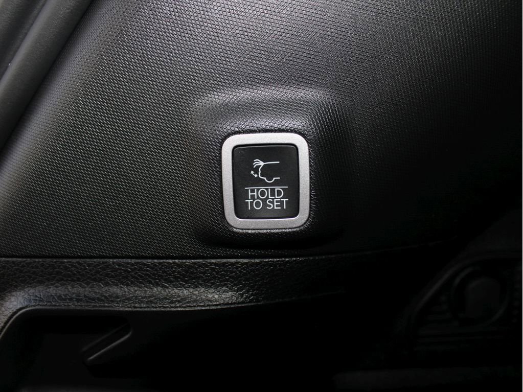 New 2025 Jeep Grand Cherokee Limited w/ Black Appearance Package image 26