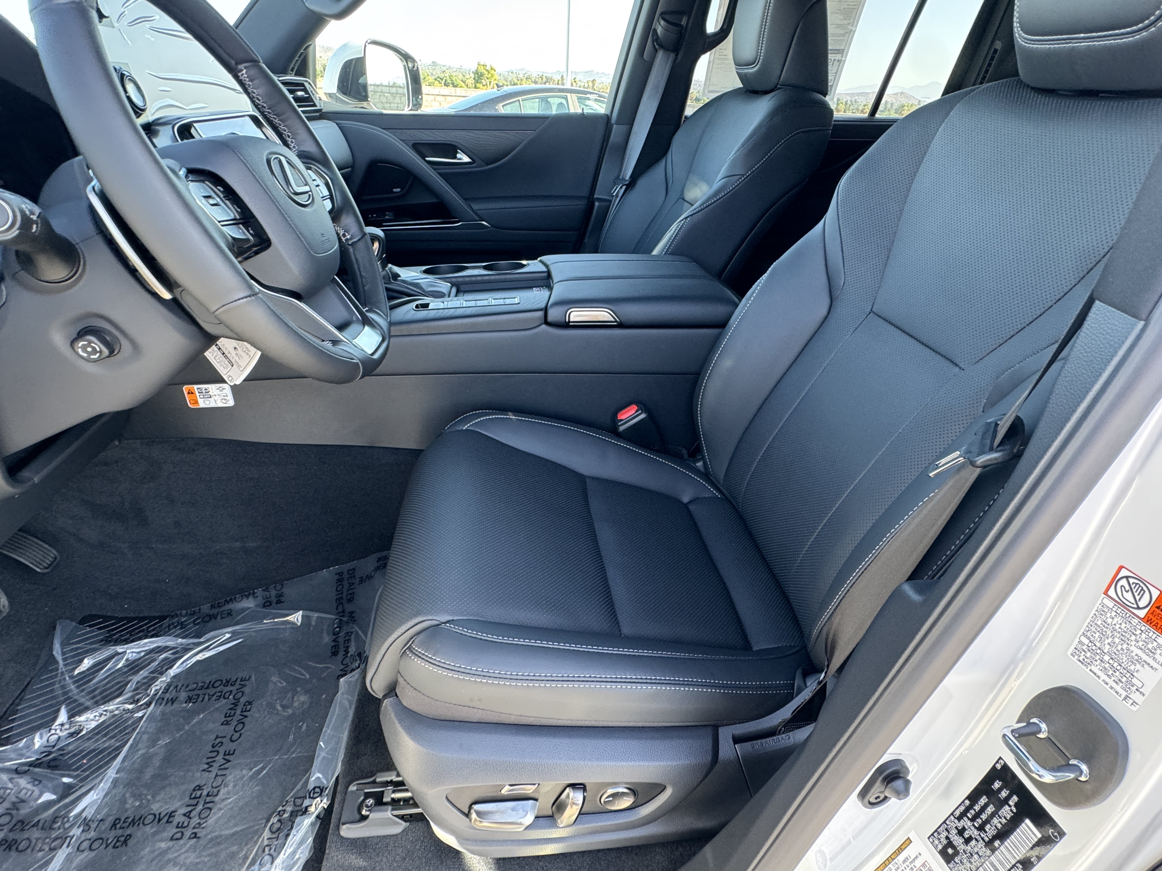 New 2026 Lexus LX 600 4WD w/ Accessory Package (2T) image 19