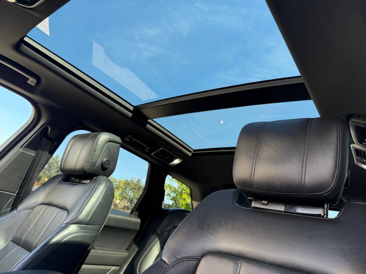 Used 2018 Land Rover Range Rover Sport HSE AWD/4WD image 23